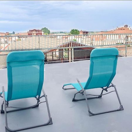 Studio With City View Apartment Tirnavos ภายนอก รูปภาพ